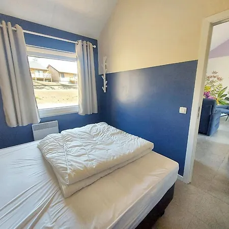 Comfortable In With Petanque Court Chalet Somme-Leuze
