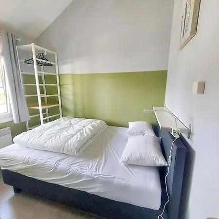 Comfortable In With Petanque Court Chalet Somme-Leuze